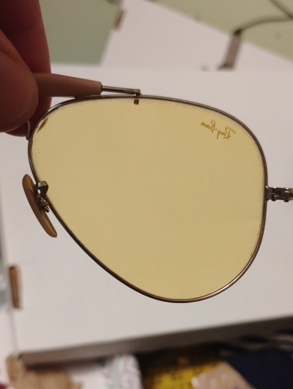 Ray Ban 2012 Ambermatic Outdoorsman Aviators - Picture 4 of 8